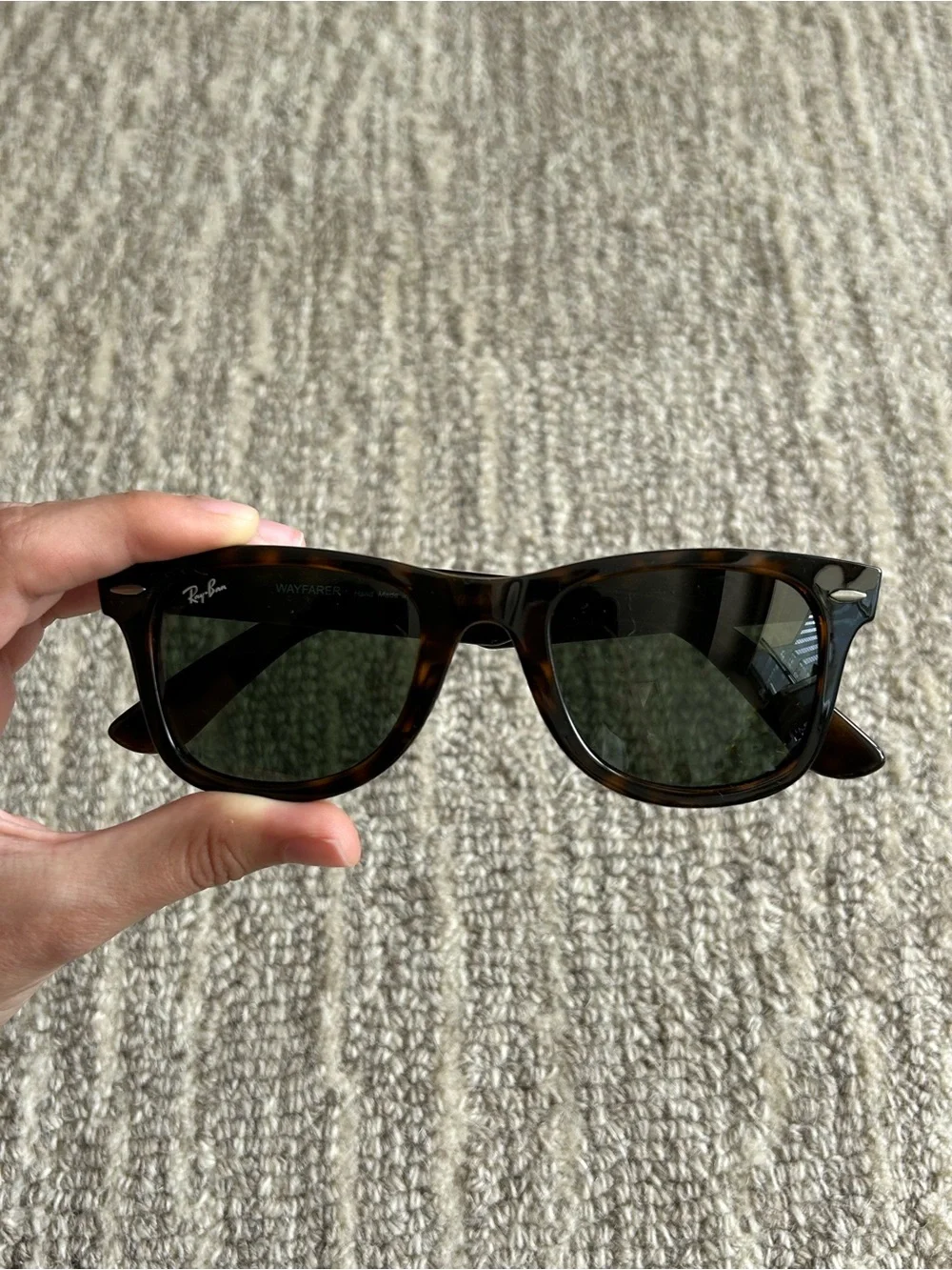 Ray-Ban Wayfarer Sunglasses Tortoise Frame with Dark Green Lenses